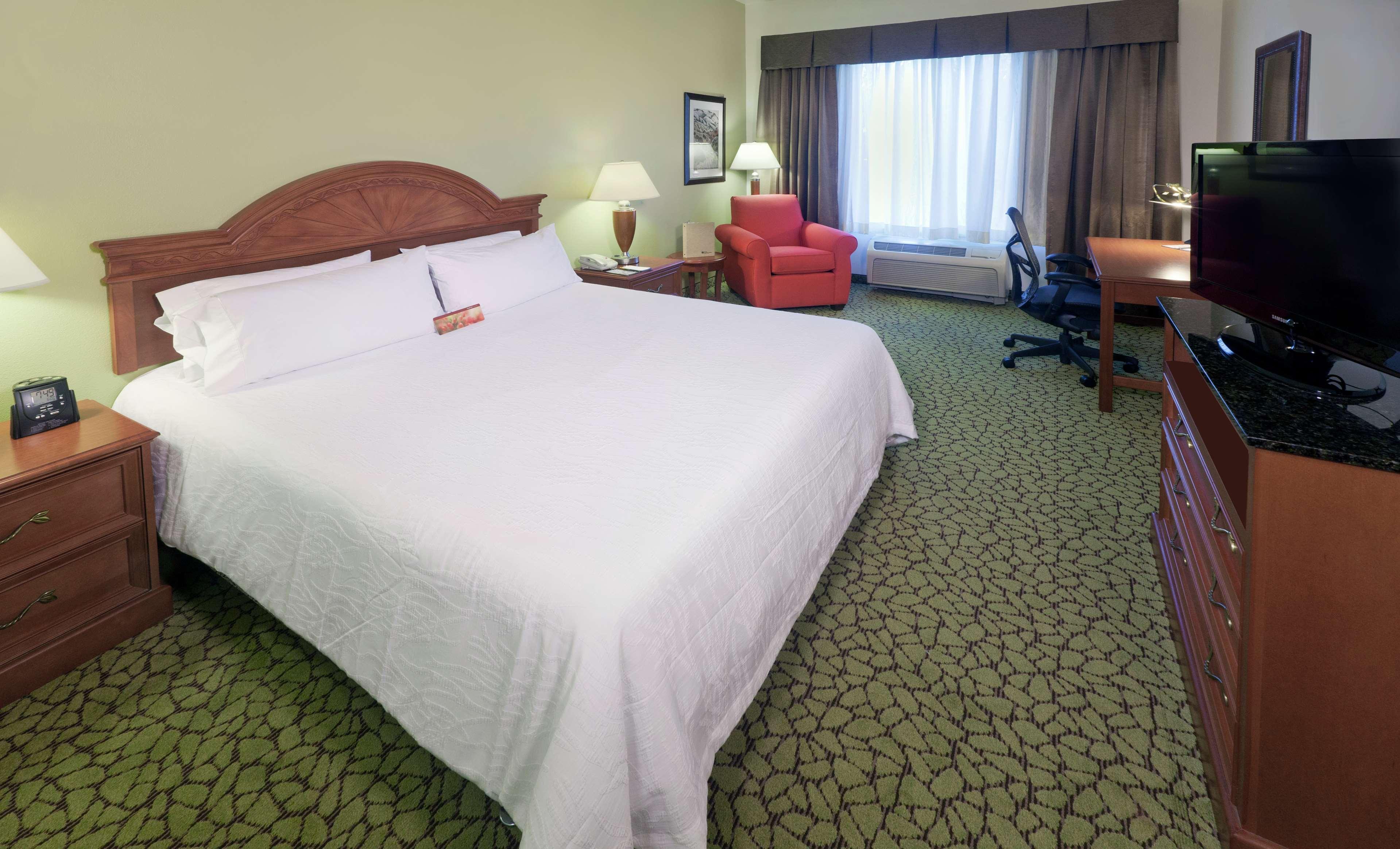 Hilton Garden Inn Ontario Rancho Cucamonga Ngoại thất bức ảnh