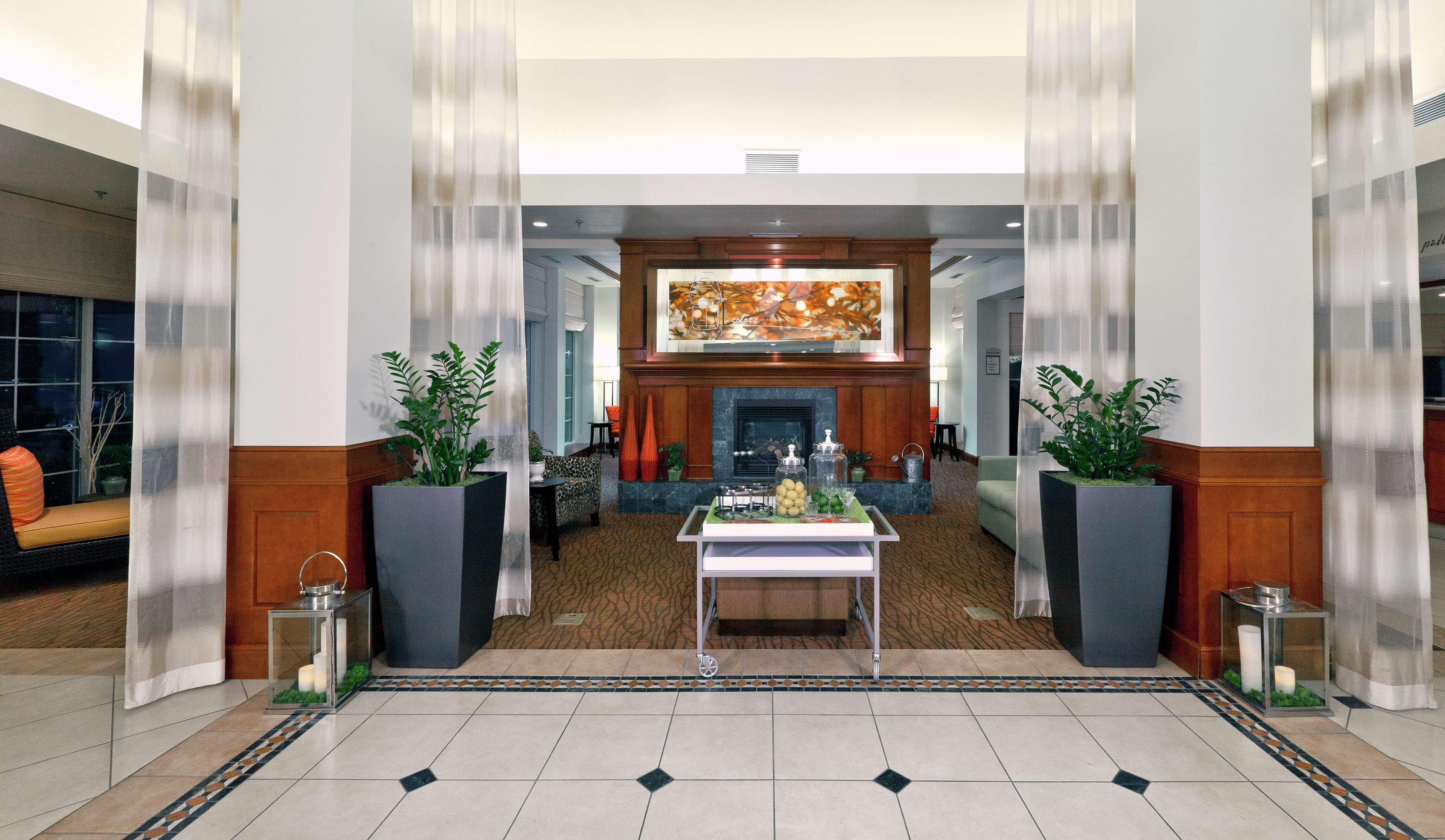 Hilton Garden Inn Ontario Rancho Cucamonga Ngoại thất bức ảnh