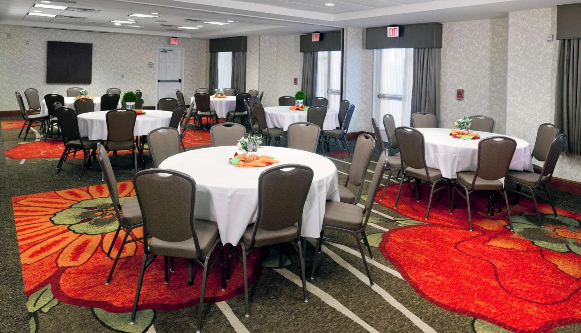 Hilton Garden Inn Ontario Rancho Cucamonga Ngoại thất bức ảnh