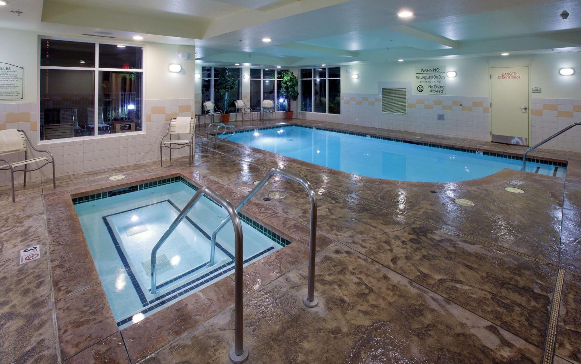 Hilton Garden Inn Ontario Rancho Cucamonga Ngoại thất bức ảnh