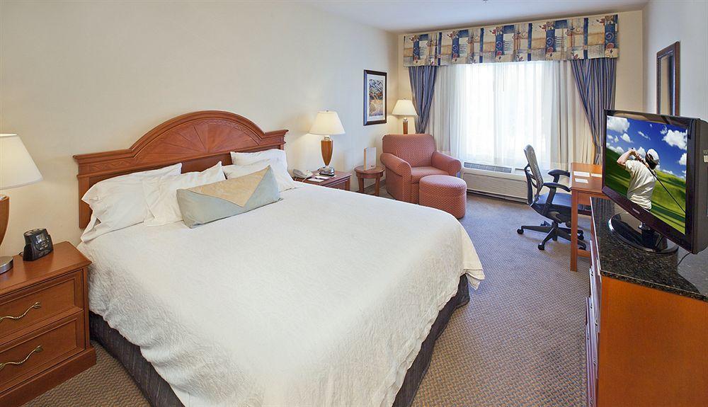 Hilton Garden Inn Ontario Rancho Cucamonga Phòng bức ảnh