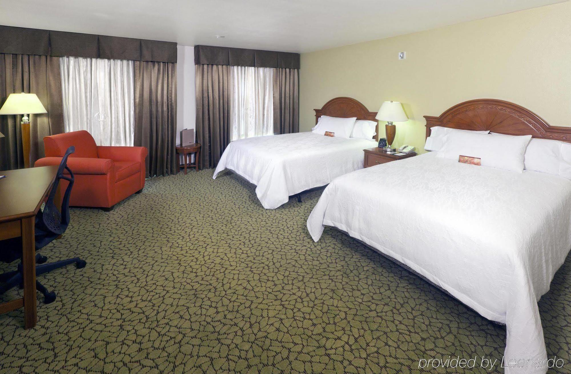Hilton Garden Inn Ontario Rancho Cucamonga Ngoại thất bức ảnh